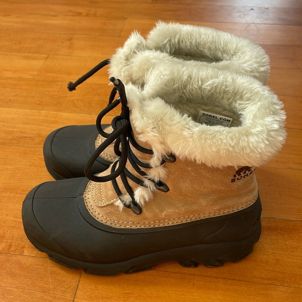Women’s Sorel boots waterproof